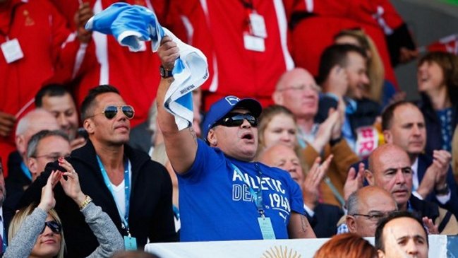 Diego Maradona asistió al partido de Argentina ante Tonga en el Mundial de Rugby