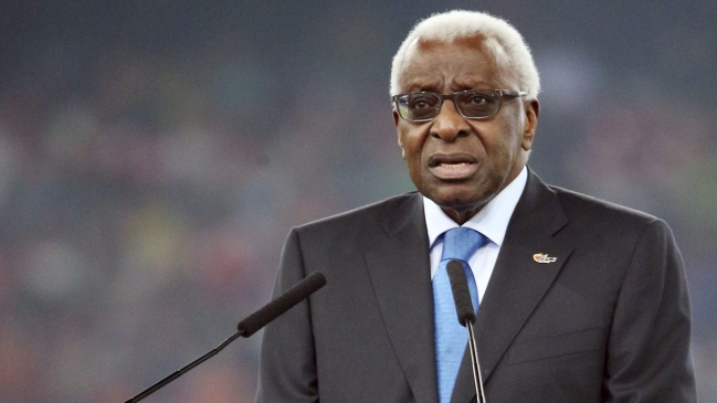 Ex presidente de la IAAF Lamine Diack fue procesado por ocultar casos de dopaje