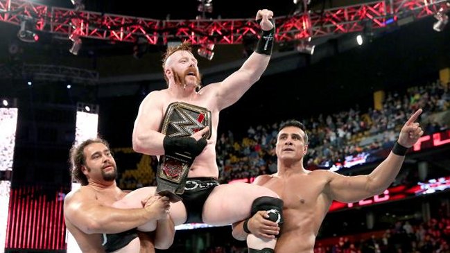 Sheamus retuvo su título mundial de los pesos pesados de WWE en TLC