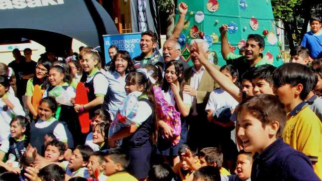 Patricio Cabrera celebró la navidad con 100 niños de Quinta Normal
