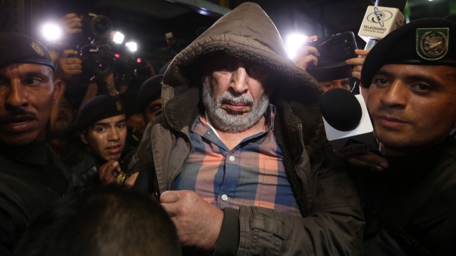 En estado de ebriedad llegó a tribunales el ex presidente del fútbol de Guatemala