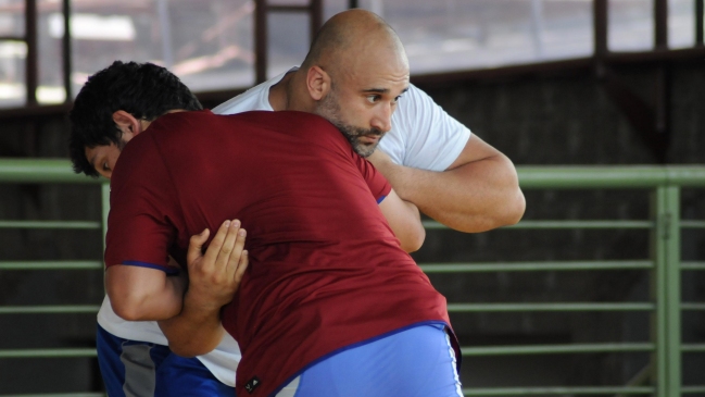Lucha: Selección chilena parte a Cuba a entrenar para próximos eventos