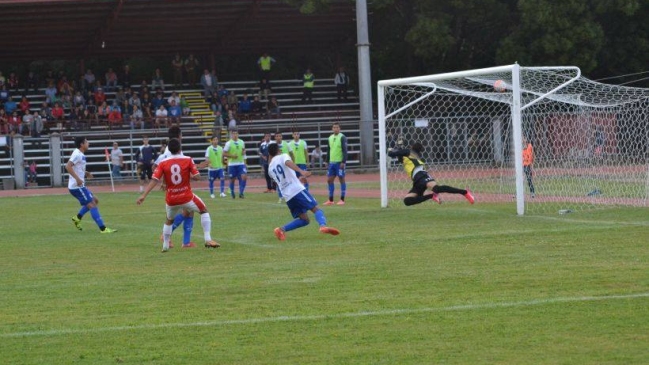 Deportes Valdivia derrotó a Naval de Talcahuano en el regreso de la Segunda División