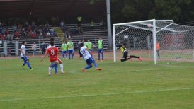 Deportes Valdivia derrotó a Naval de Talcahuano en el regreso de la Segunda División