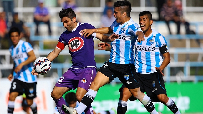Duelo entre Deportes Concepción y Magallanes se jugará en el "Ester Roa"
