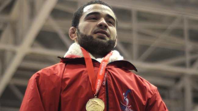 Chileno Eduardo Gajardo ganó medalla de bronce en torneo preolímpico de lucha