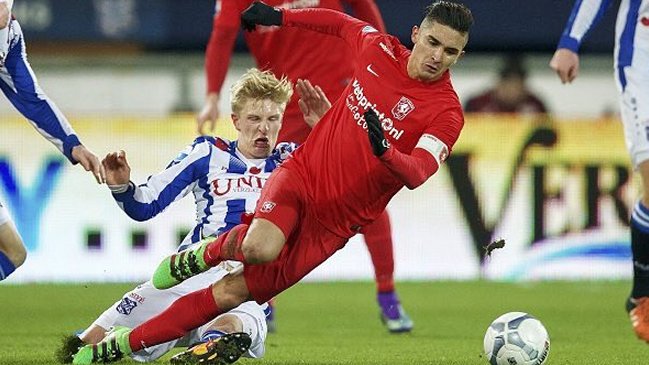 Twente ganó a Willem tras remontada con Gutiérrez en cancha