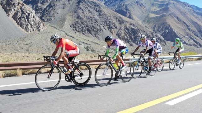 Revivirán la ruta más atractiva del ciclismo chileno: el ascenso a Portillo