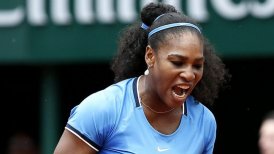 Serena Williams dejó en el camino a Mladenovic para llegar a octavos de final