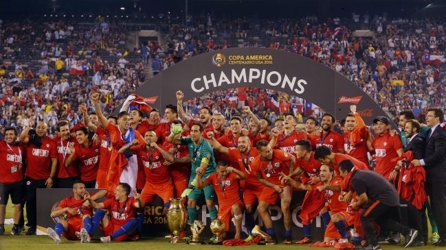 La generación dorada del fútbol chileno alcanzó el bicampeonato de América