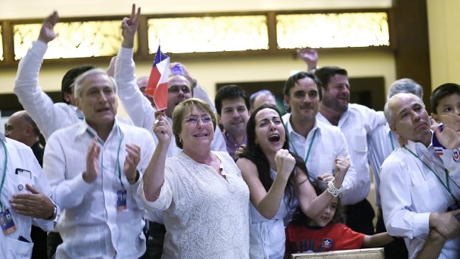 Bachelet tras festejos por la Copa América Centenario: Estoy ronca de tanto gritar