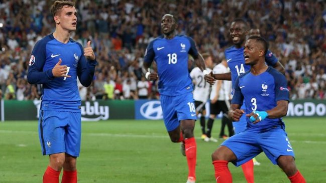 Francia doblegó con autoridad a Alemania y se convirtió en finalista de la Eurocopa