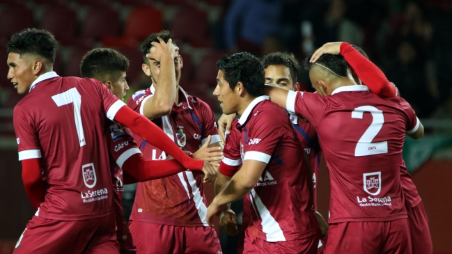 Deportes La Serena venció a Santiago Wanderers en el inicio de la Copa Chile