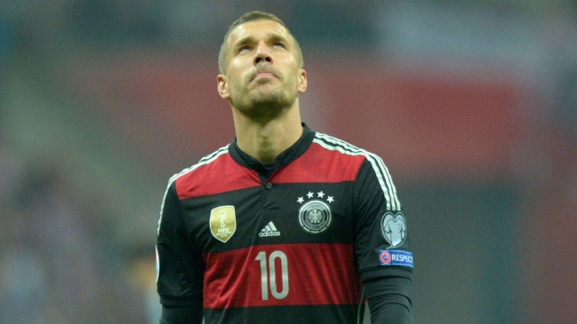 Lukas Podolski anunció su retiro de la selección de Alemania