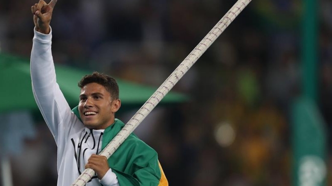 Thiago Braz provocó el delirio al ganar el oro en salto con garrocha