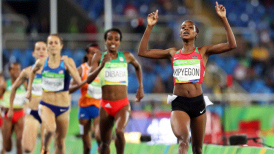 La keniata Faith Kipyegon se tomó revancha y ganó los 1.500 metros en Río 2016