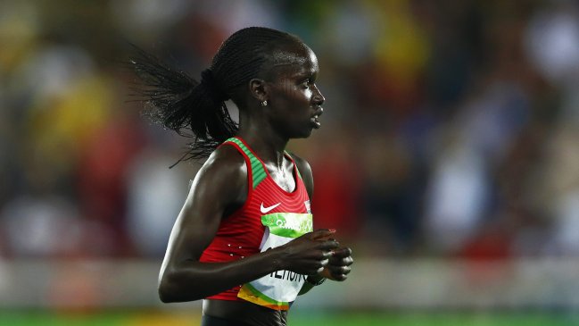 Keniata Vivian Cheruiyot rompió el récord olímpico y ganó el oro en 5.000 metros planos