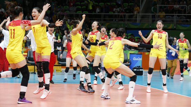China se llevó el oro ante Serbia en la final del voleibol femenino en Río 2016