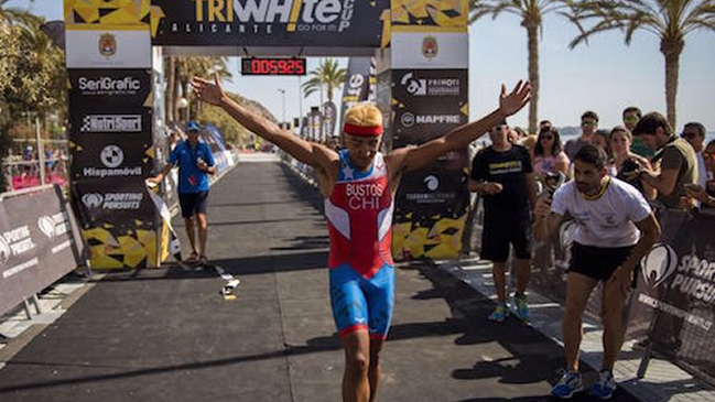 Chileno Ramón Bustos ganó categoría Sprint del Triatlón de Alicante