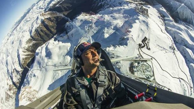 Piloto chileno competirá en la clase máster de la Serie Mundial Red Bull Air Race