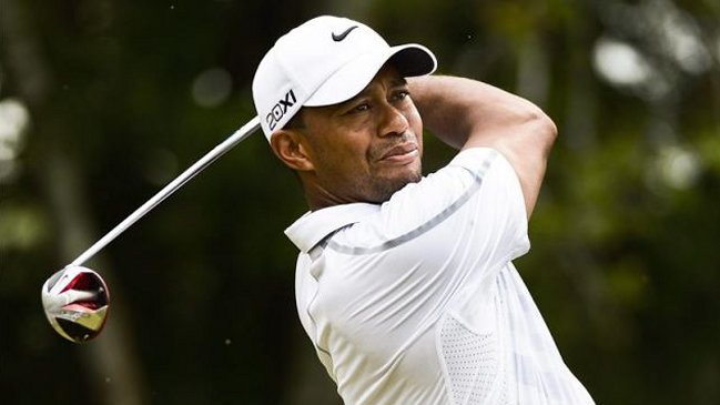 Tiger Woods pospuso nuevamente su retorno al tour de la PGA