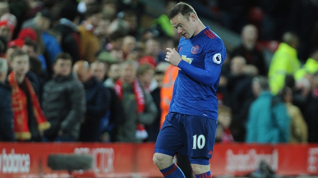 Mourinho puso en duda titularidad de Wayne Rooney ante Fenerbahce por Europa League