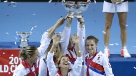 Strycova y Pliskova le dieron el título a R. Checa sobre Francia en la Copa Federación