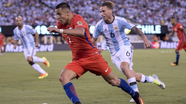 Chile jugará ante Argentina y Venezuela en marzo por las Clasificatorias