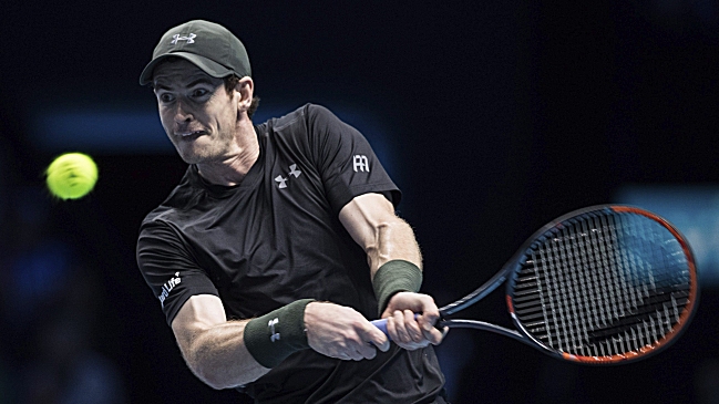 Andy Murray derrotó a Wawrinka y se metió en semifinales como primero de su grupo