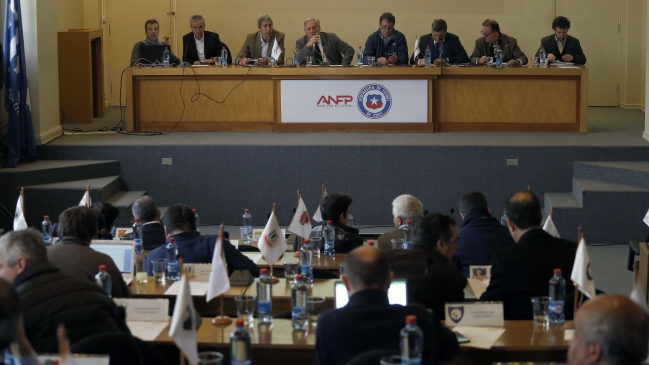 Consejo de Presidentes acordó crear comisión para definir el futuro del Canal del Fútbol