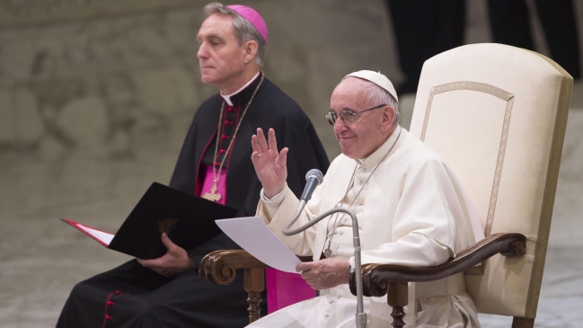 Papa Francisco citó en su audiencia el dolor del pueblo brasileño por tragedia aérea
