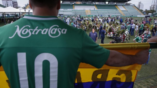 Chapecoense se despide de sus mártires con homenaje en el Arena Condá
