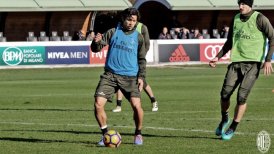 Matías Fernández volvió a entrenar con normalidad en AC Milan
