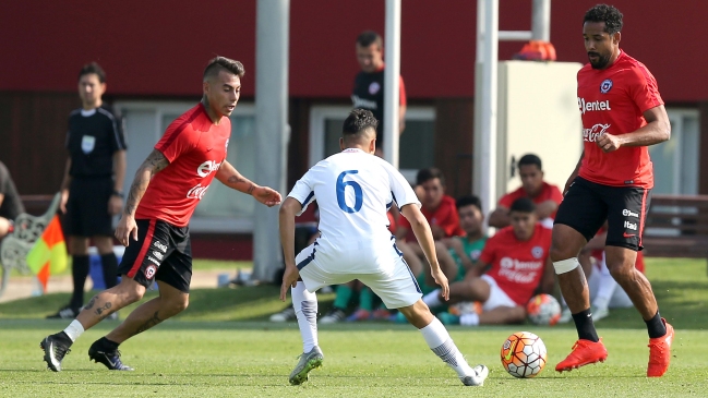 Juan Antonio Pizzi probó fórmulas para la China Cup en amistoso ante la selección sub 20