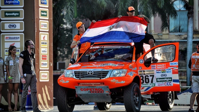 Rally Dakar 2017 arrancó en Asunción con tradicional largada protocolar