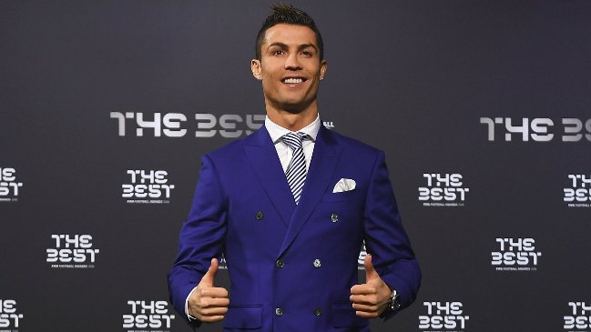 Cristiano Ronaldo fue elegido el mejor jugador de 2016 en los premios The Best