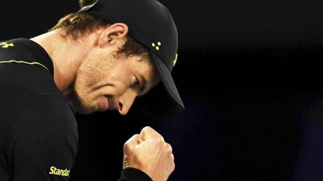 Andy Murray avanzó con autoridad a la tercera ronda del Abierto de Australia