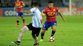 Unión Española recibe a Cerro buscando seguir con vida en la Copa Libertadores
