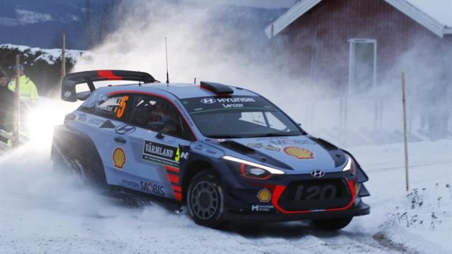 Thierry Neuville es el nuevo líder del Rally de Suecia tras la primera etapa