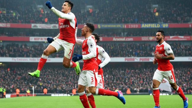 Arsenal volvió a los festejos al derrotar a Hull City con una gigante actuación de Alexis Sánchez