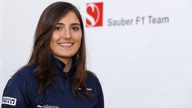 Sauber fichó a la colombiana Tatiana Calderón como piloto de desarrollo en la Fórmula 1