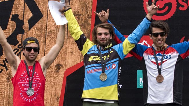 Chilenos coparon el podio del Super Downhill en La Parva