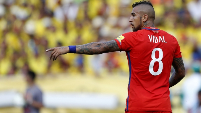 Arturo Vidal llegó a Chile para sumarse a la selección