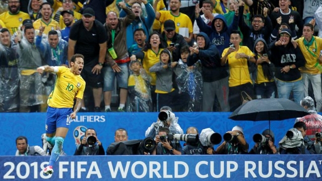 Brasil clasificó a Rusia 2018 gracias al triunfo de Perú sobre Uruguay