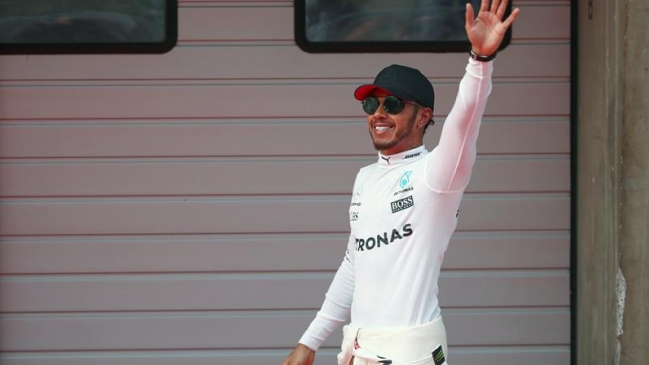 Lewis Hamilton sorprendió a Sebastian Vettel y saldrá desde la pole en el GP de Shanghai