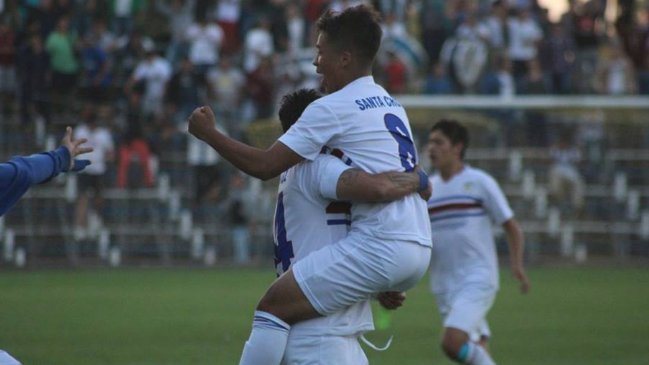 Marcelo Allende deslumbró con golazo en victoria de Santa Cruz por la Segunda División