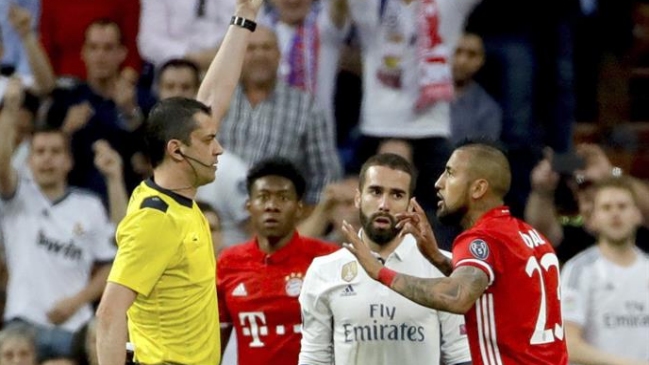 El mundo del fútbol explotó en redes sociales por el arbitraje del Real Madrid-Bayern Munich