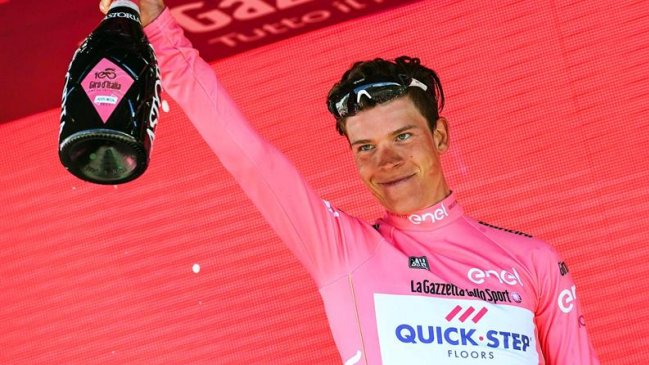Bob Jungels mantuvo el liderato del Giro de Italia en la sexta etapa