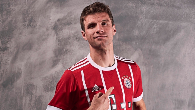 FC Bayern Munich presentó la "nostálgica" camiseta que usará la próxima temporada