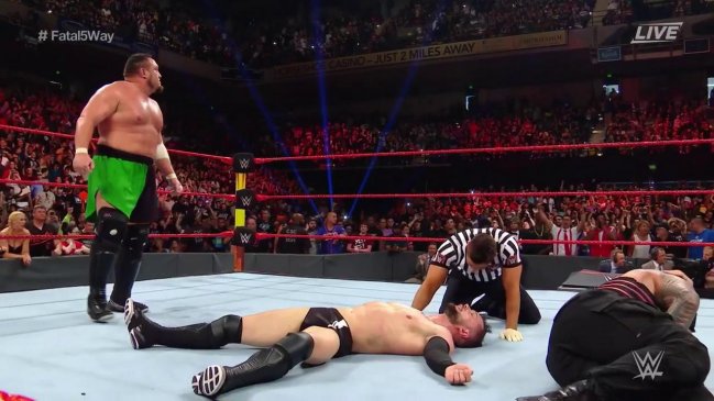 Samoa Joe se transformó en el retador al título Universal de WWE en Extreme Rules